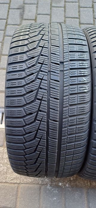 235/35R19 91W HANKOOK , komplet używanych opon zimowych.