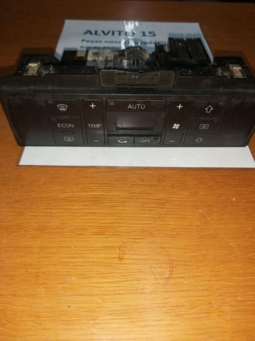 Controlo Sofagem Climatronic Audi A4 2000  Ref: 8D0 820 043M