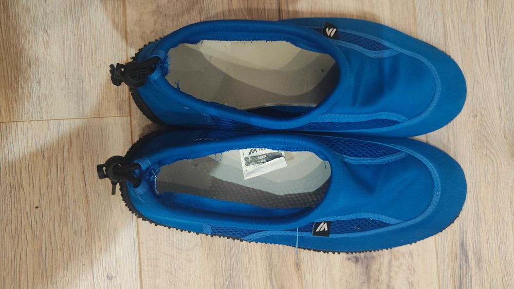 Buty do wody i pkywania