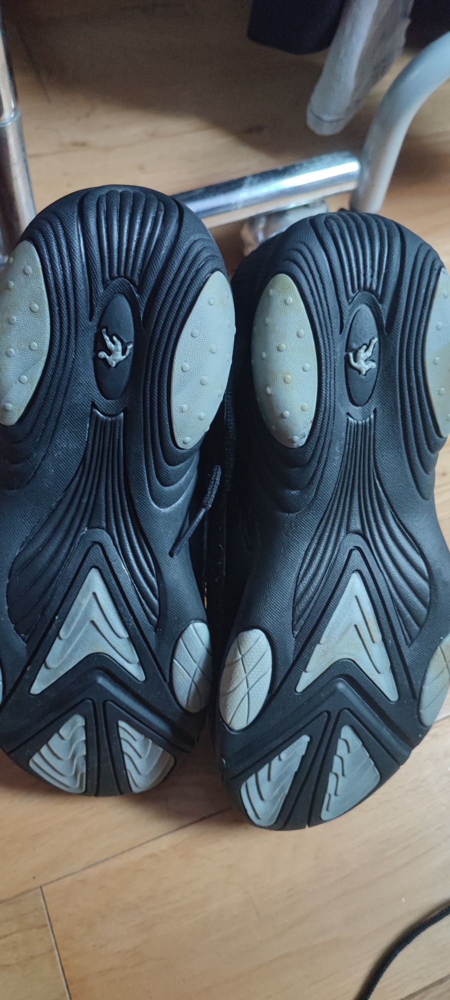 Buty and 1 do kosza 45,5