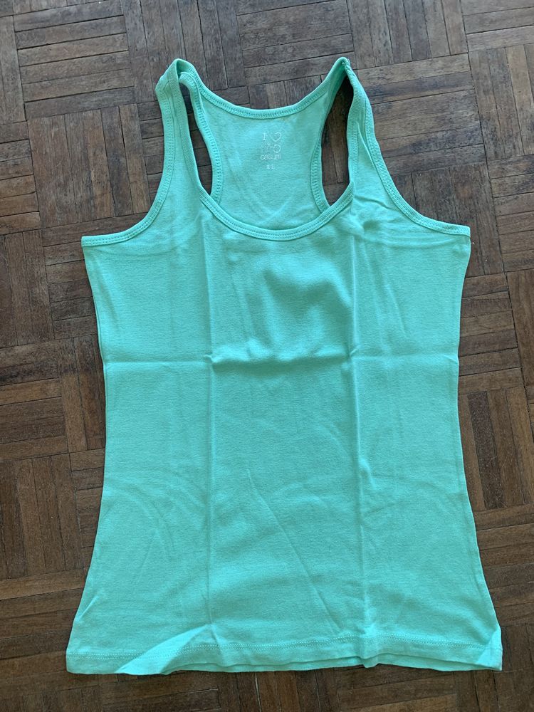 T-shirts de alças