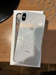 Продам Iphone XS Max 256 Gb Newerlock Limited serials