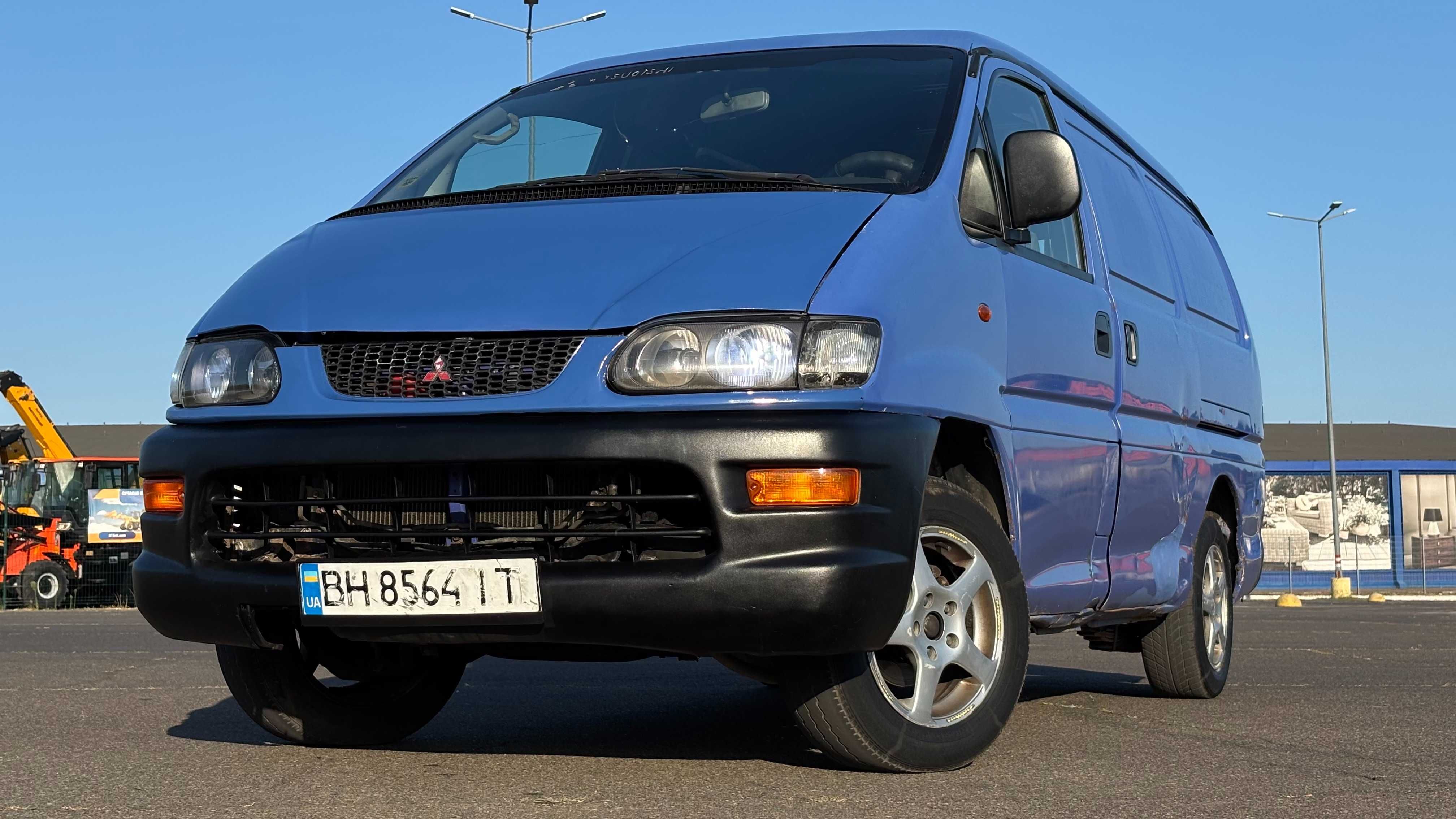 Продам Mitsubishi L 400 2000 года