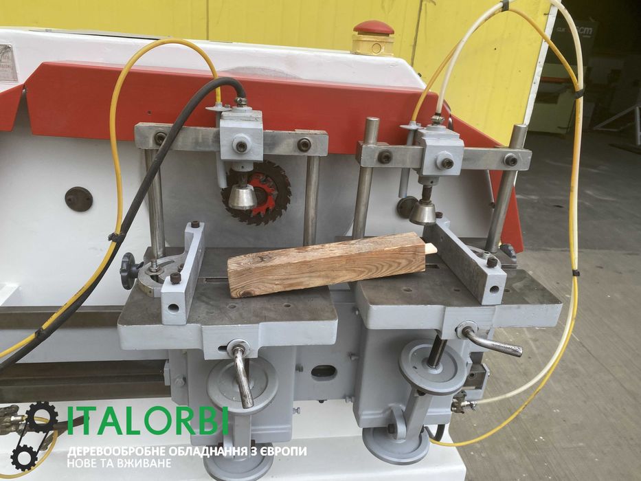 Овальний шип Balestrini