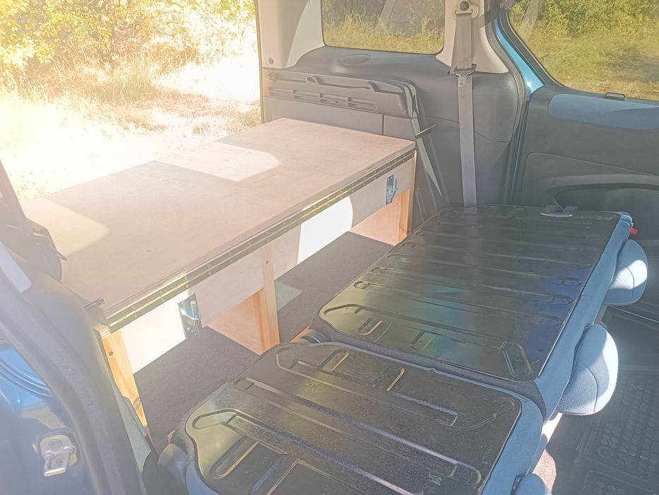 Camper BOX Zabudowa kempingowa TURYSTYCZNA do Berlingo. Partnera