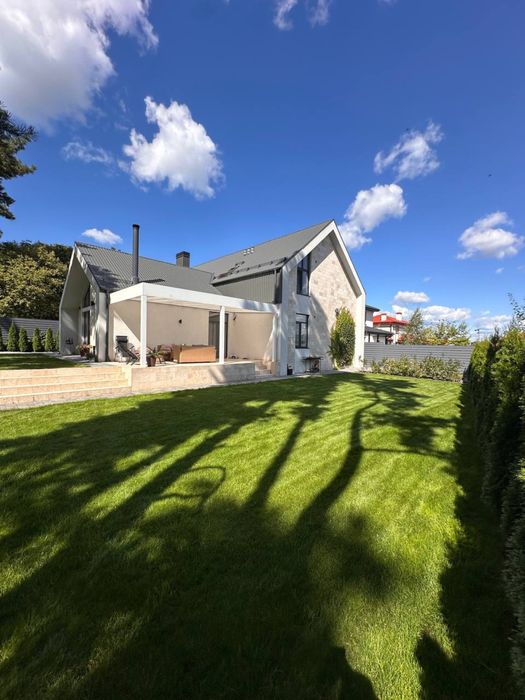 АВТОНОМНИЙ Сучасний будинок у Лісовій Бучі з ремонтом ! 11 соток !!