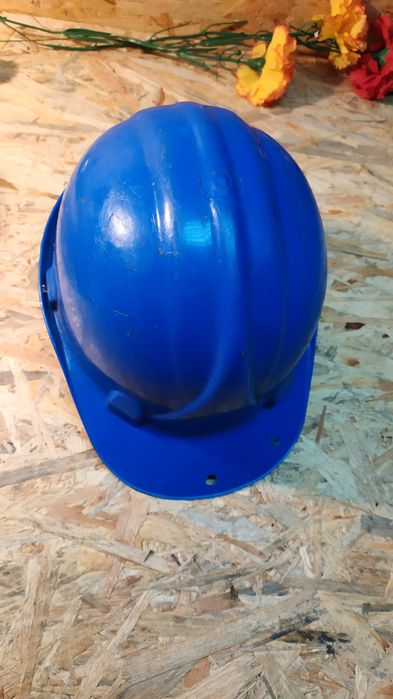 Kask ochronny, ochrona głowy