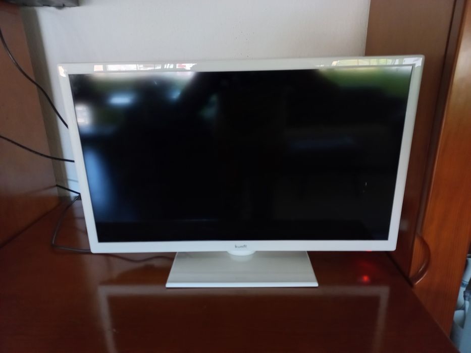 Led tv 24   kung com pouco uso