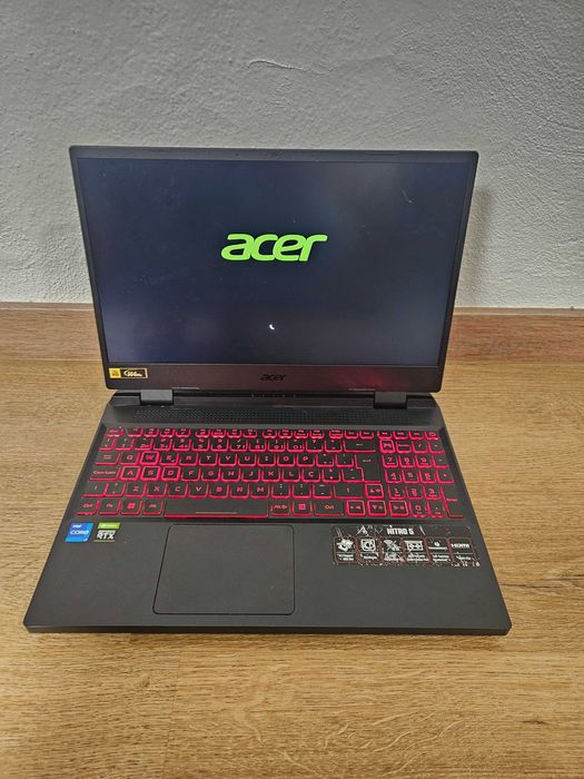 Acer Nitro 5. 16g ram i7 rtx
