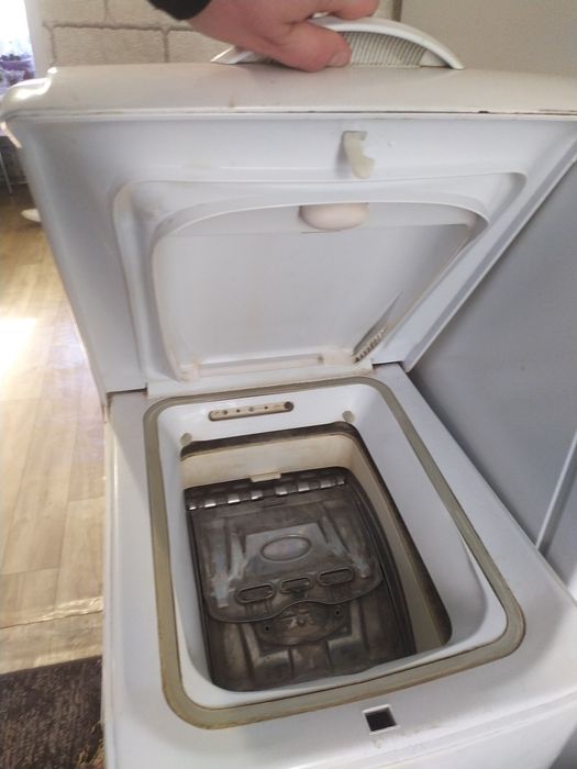 Продам стиральную машину бу