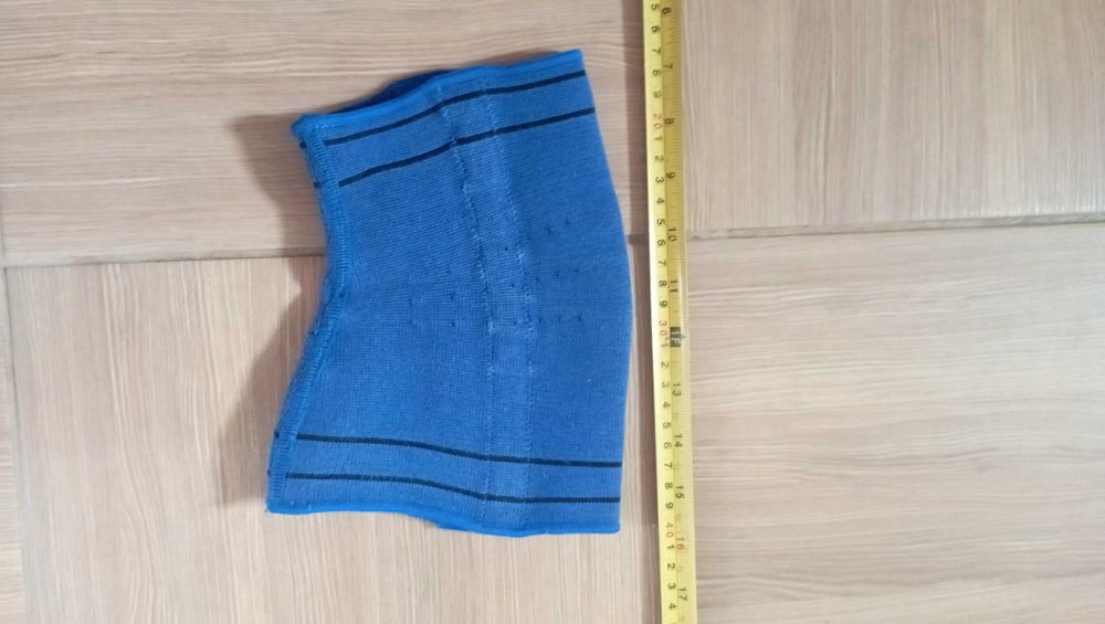 Бандаж на коліно арт