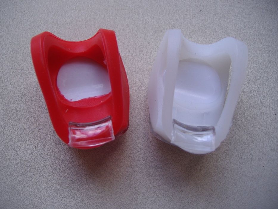 Светильник Фонарик (на резинке) красный или белый свет