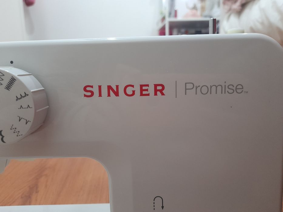 Máquina de costura Singer Promise