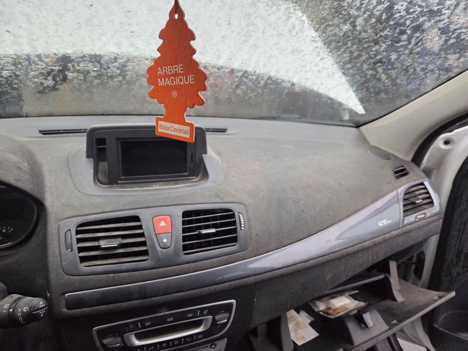 Renault megane III Deska Konsola kokpit + airbagi + napinacze
