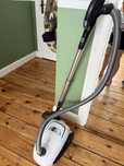 Odkurzacz workowy Electrolux ultrasilence zen