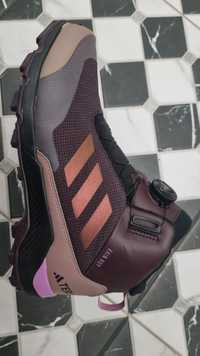 Buty hikingowe adidas