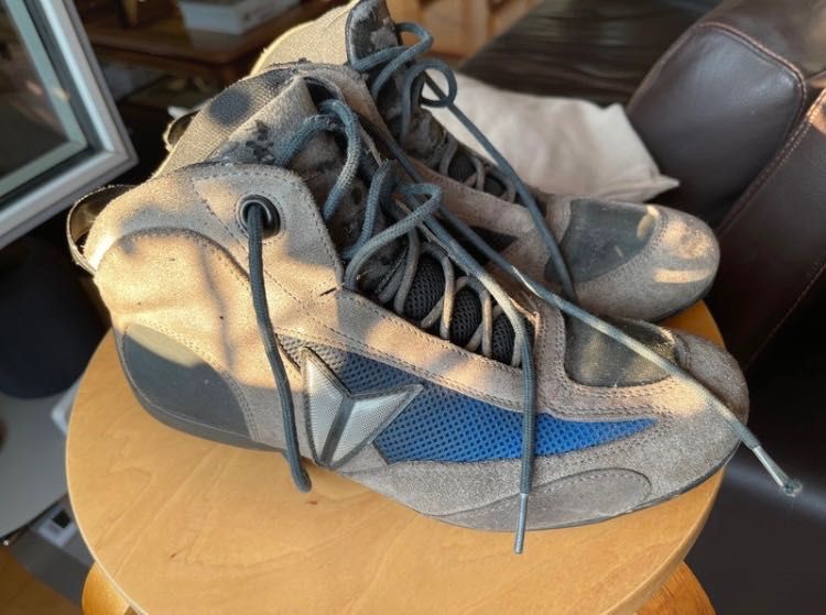 Bota tênis mota Dainese