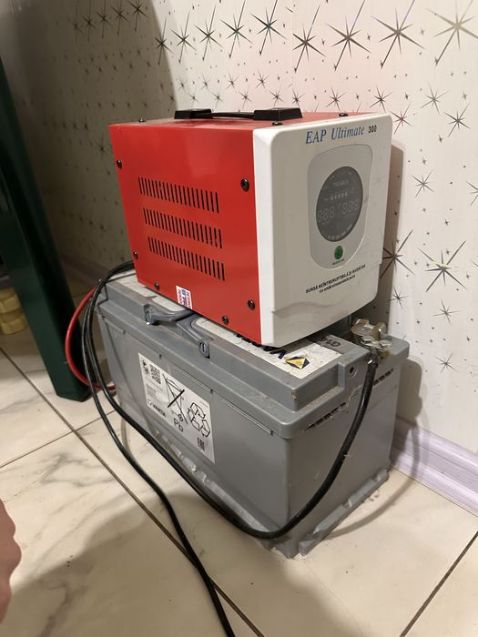 Джерело безперебійного живлення