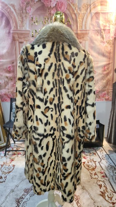 Lindíssimao casaco pêlo autêntico de Cabrito estampado leopardo