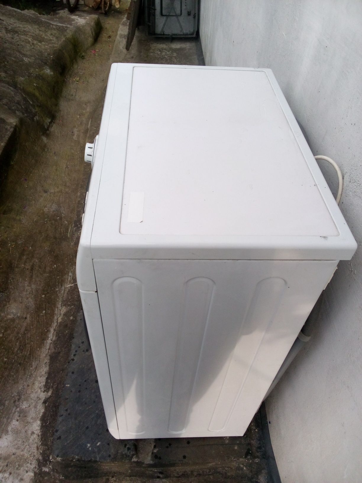 Продам пральну машину Hotpoint-Ariston