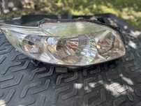 Фара права Toyota Corolla E120 / E130 (2002–2006) Koito 12-518