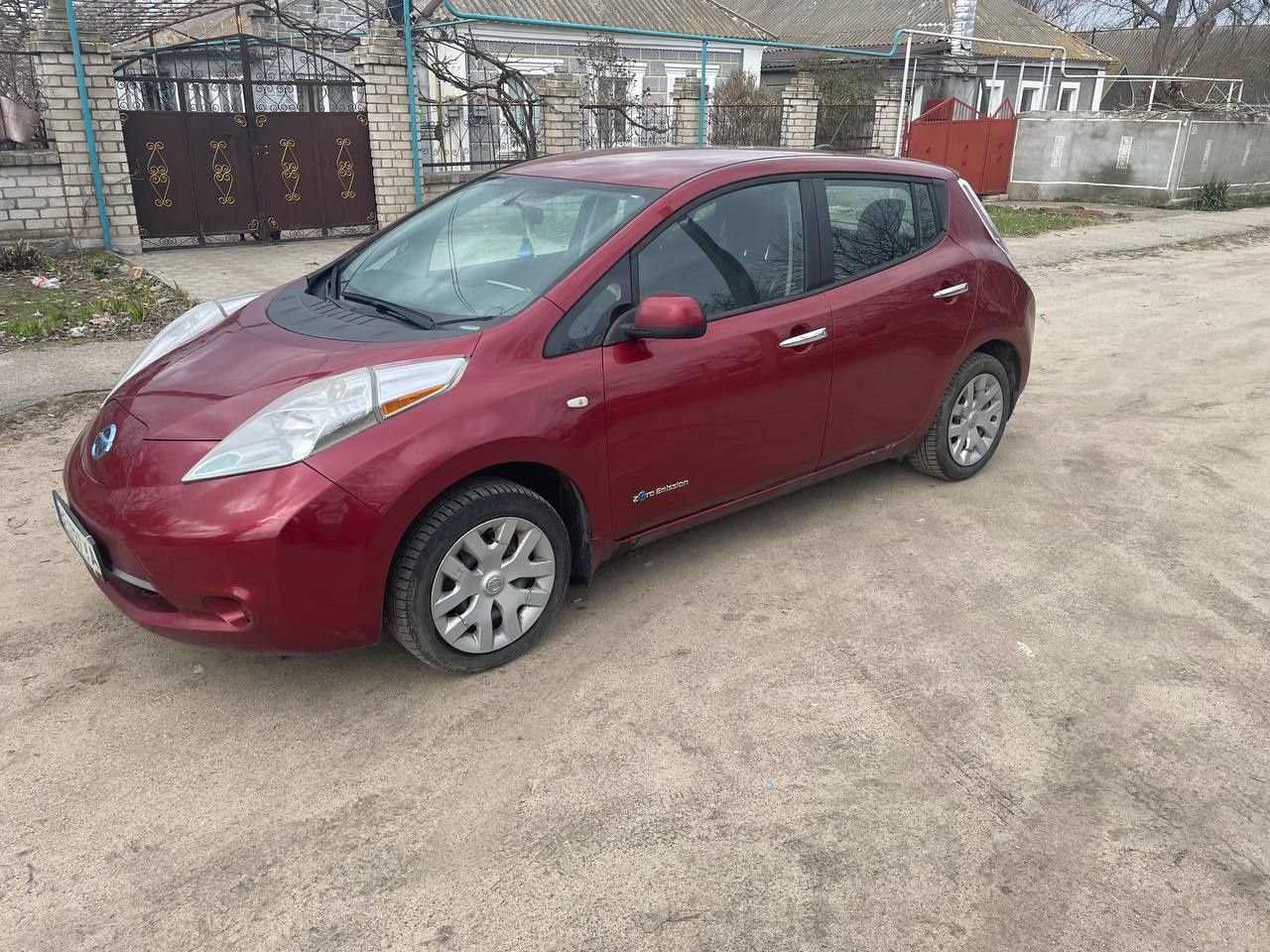 Nissan Leaf 2015 ( 11/12 пал. ) Ниссан Лиф