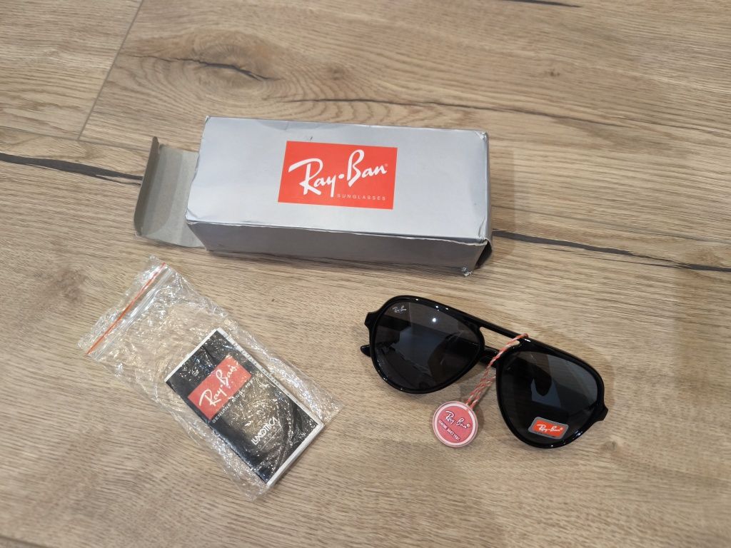 Okulary RB nowe w pudełku