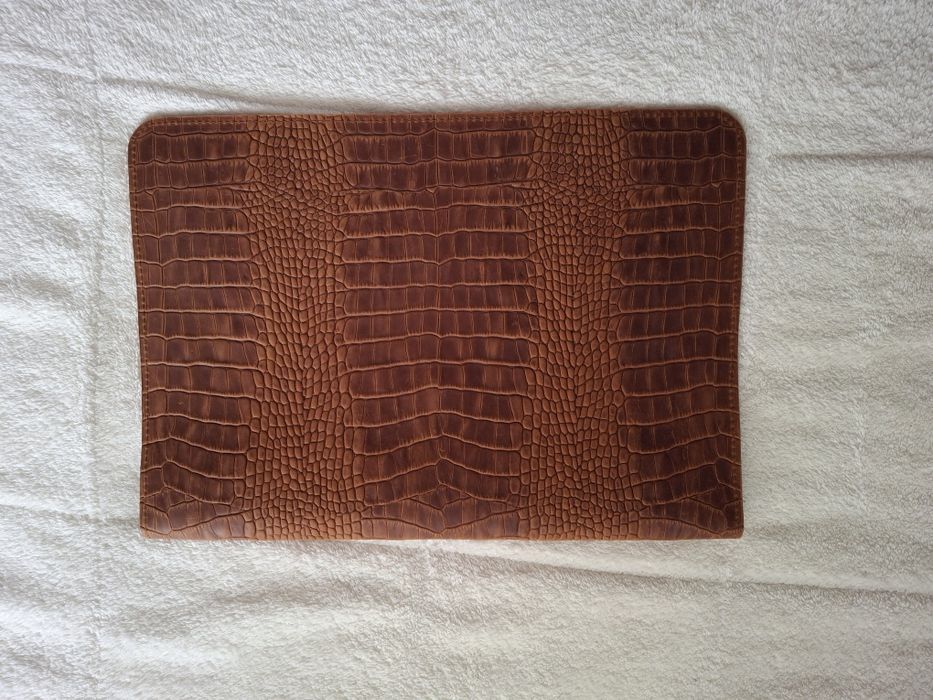 Чохол шкіряний для ноутбука