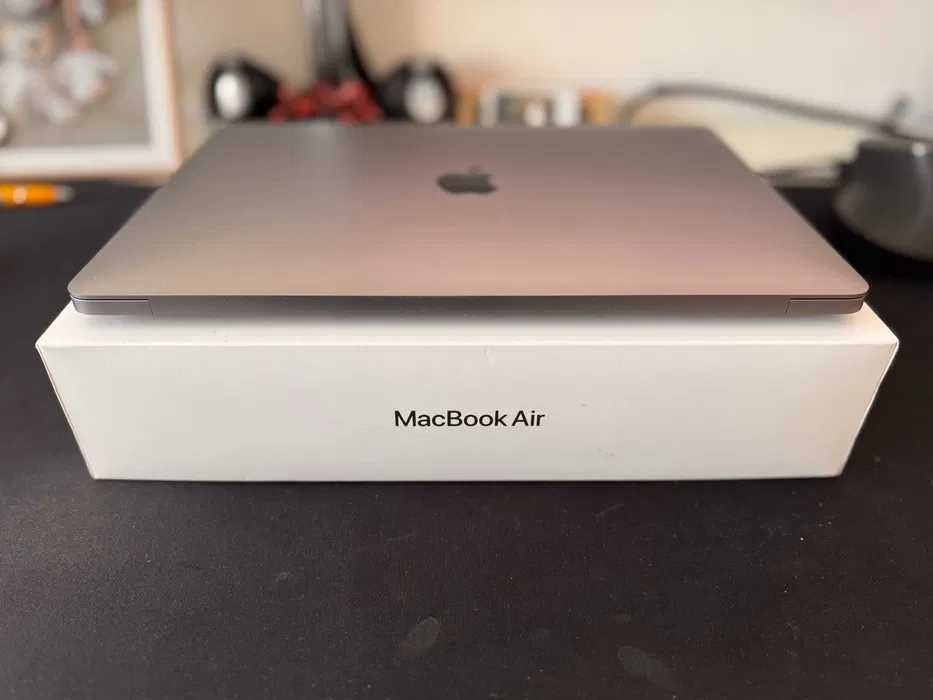 Macbook Air M1 8gb/256Gb