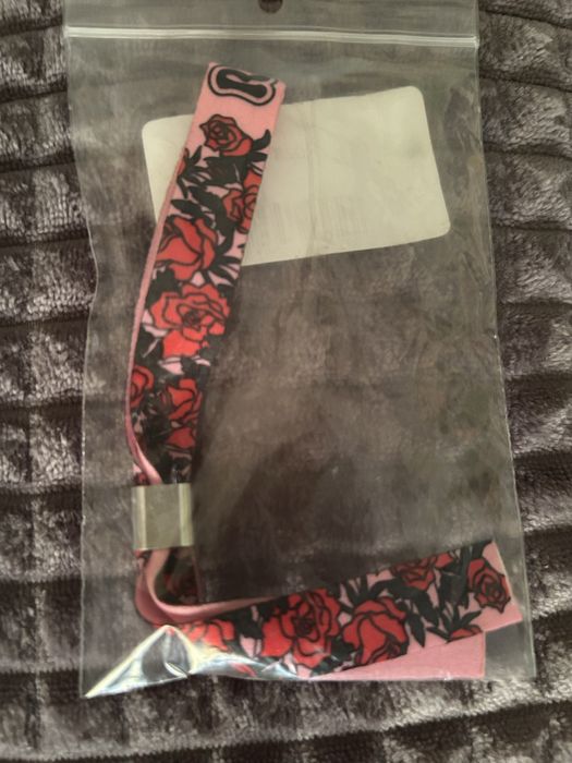 Opaska na rękę Róży Team X