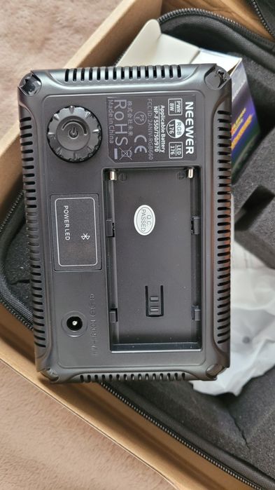 Lampa LED RGB bluetooth akumulatorowa