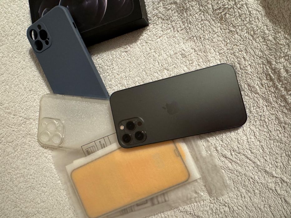 Iphone 12 pro max 256g em otimo estado