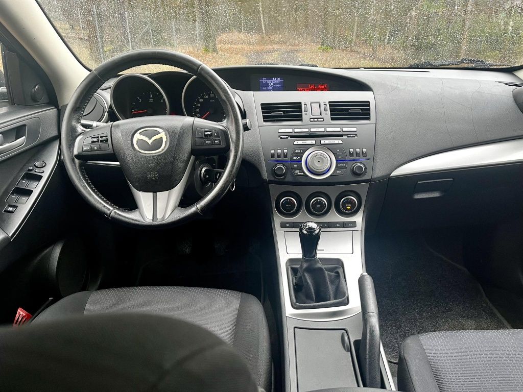 Mazda 3, klimatyzacja, alufelgi