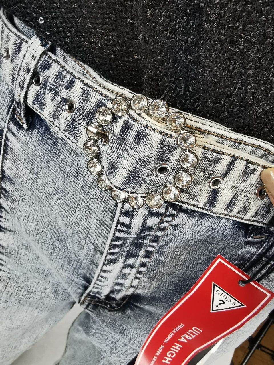 Nowe oryginalne spodnie jeansowe damskie Guess rozm 29 szare