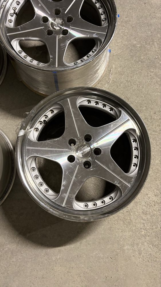 Felgi Leon Hardiritt Orden 19” 9/10J 5x114.3