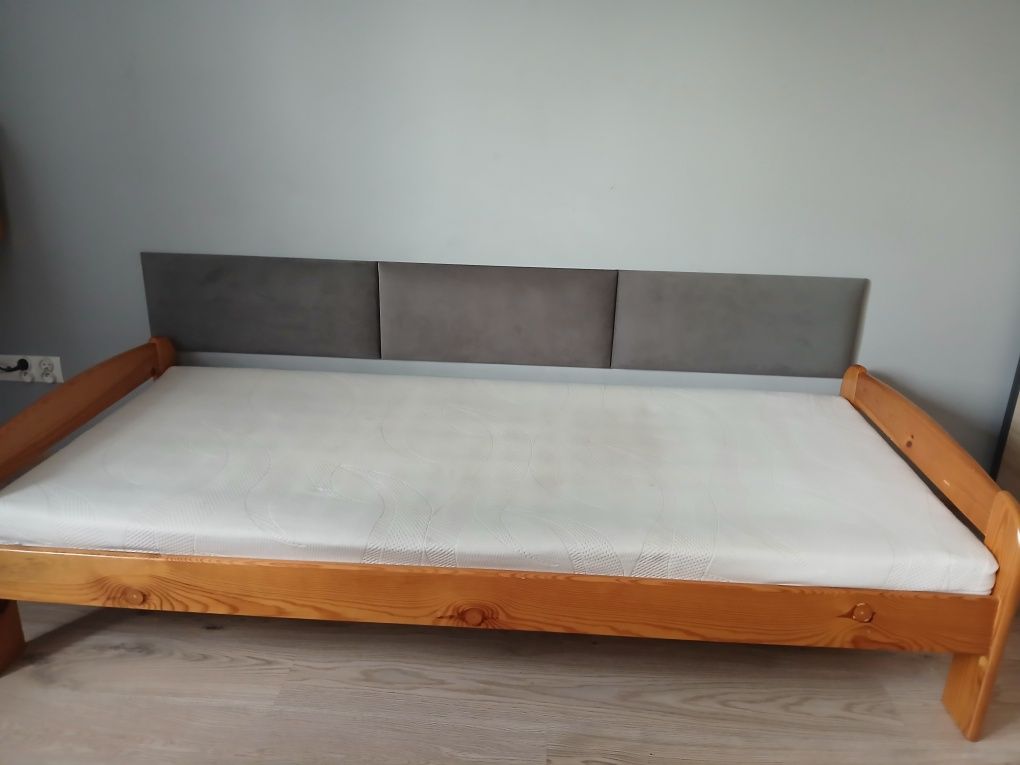 Łóżko 200×90 cm pojedyncze