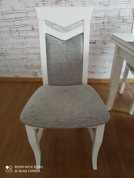 Krzesła komplet 8 szt