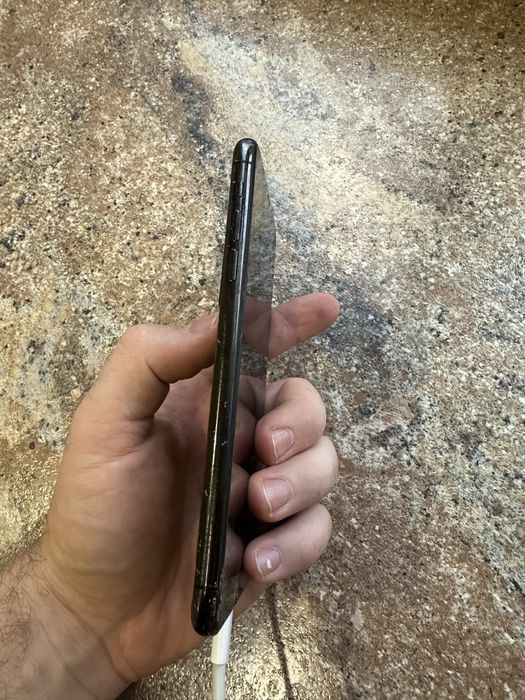 Iphone 11 pro max на запчастини