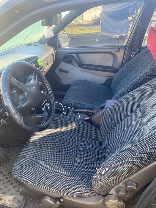 продається молода поїхали