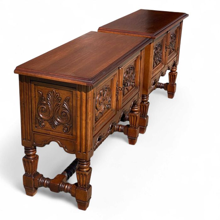 2 rzeźbione komody szafki konsole, orzech, KOMPLET