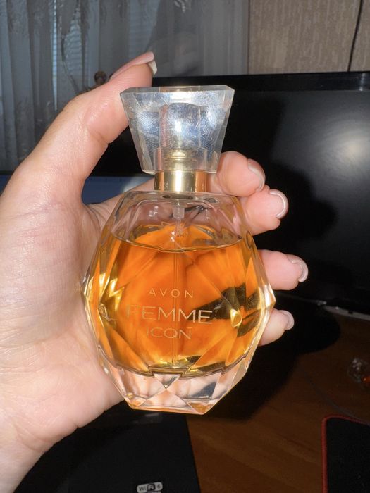 Аромат Avon Famme