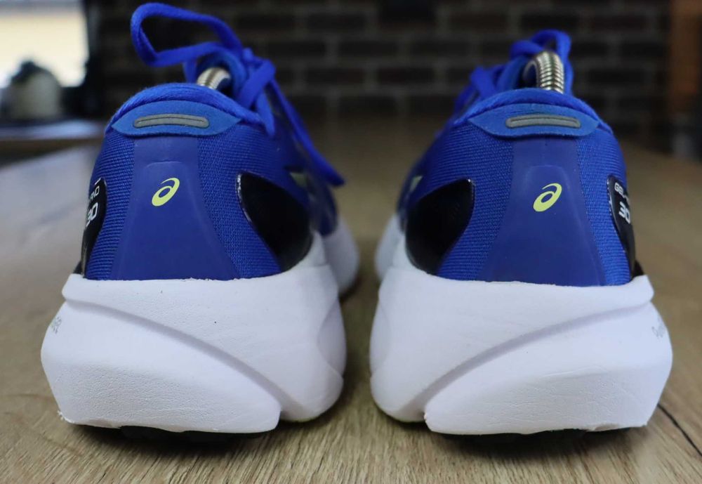 Asics Gel- Kayano 30 męskie biegowe 42,5 ( 28,2 cm)