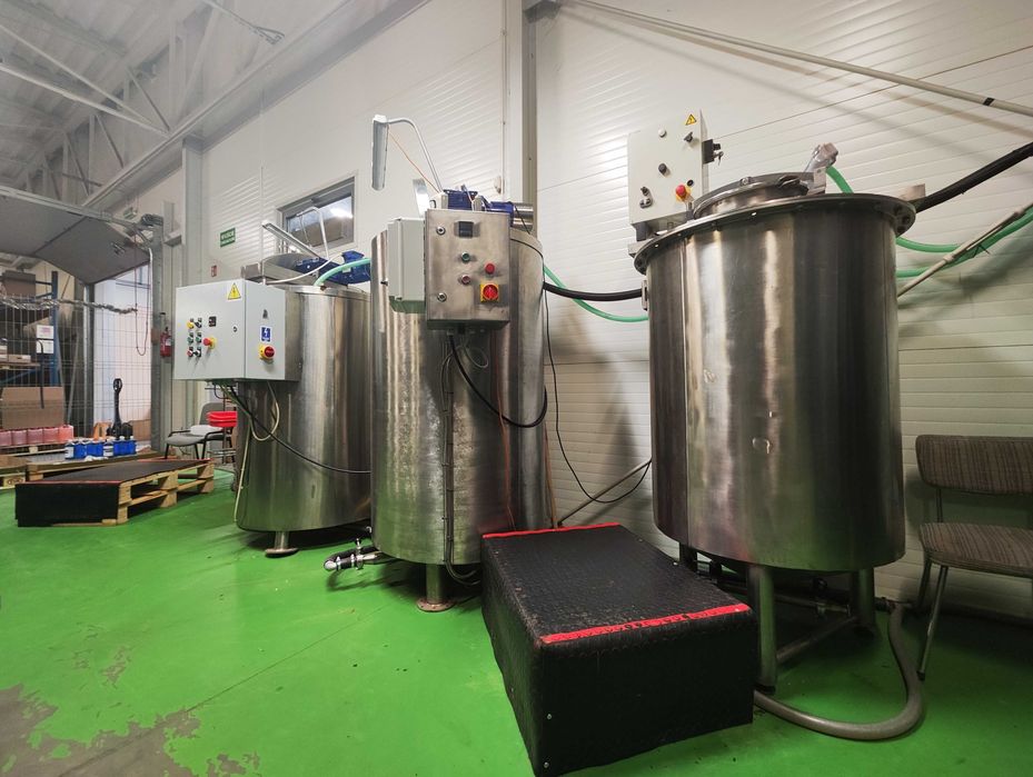 kompletna linia produkcyjna + receptury na chemię gospodarczą / płyny