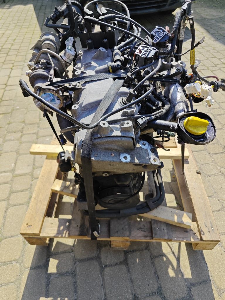 Silnik kompletny Renault Clio III Modus 1.2 101KM D4FH784