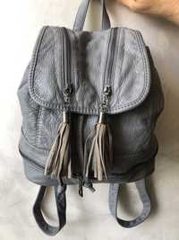 Рюкзак женский серый