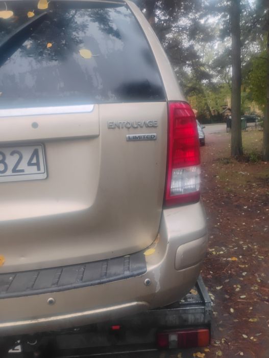 Hyundai Entourage w całości Automat lub na poszczególne części.