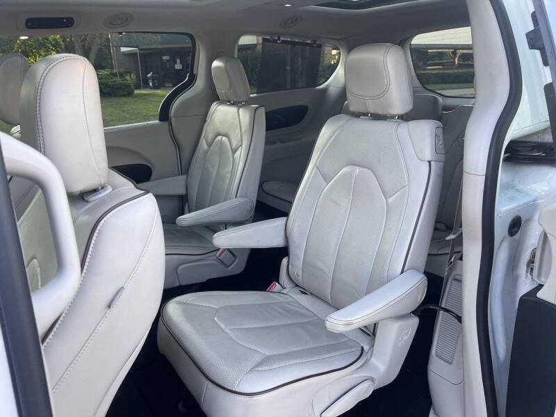 2017 Chrysler Pacifica