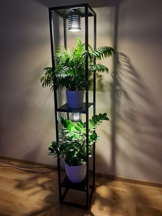 Nowy kwietnik podświetlany typu LOFT.