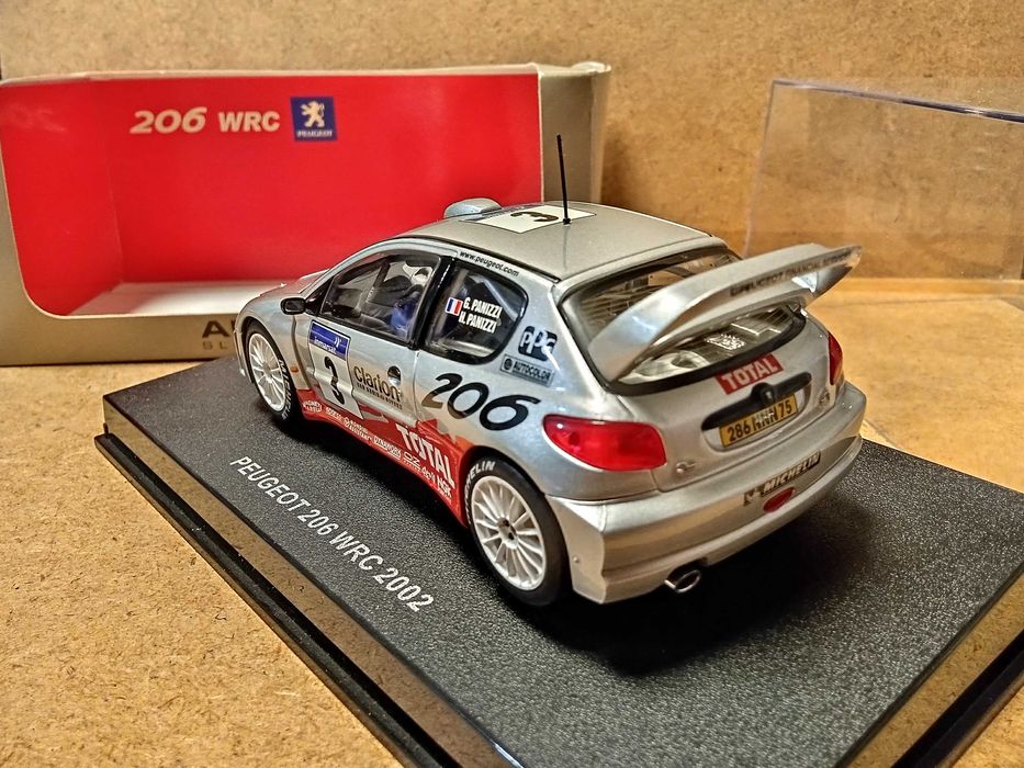 SlotCar 1/32 AUTOart Peugeot 206 WRC 2002