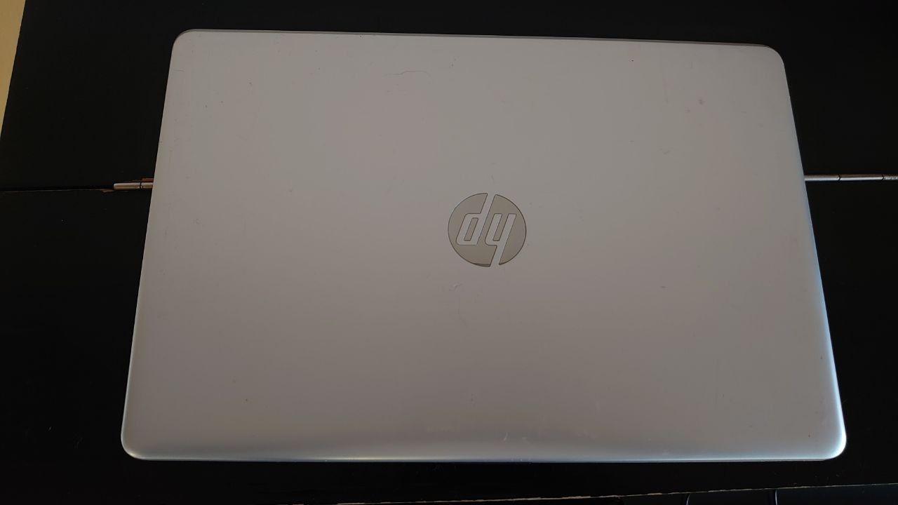 Ноутбук HP 15-bs516ur Intel core i3, Radeon 520, 16gb ddr4 , SSD 480gb